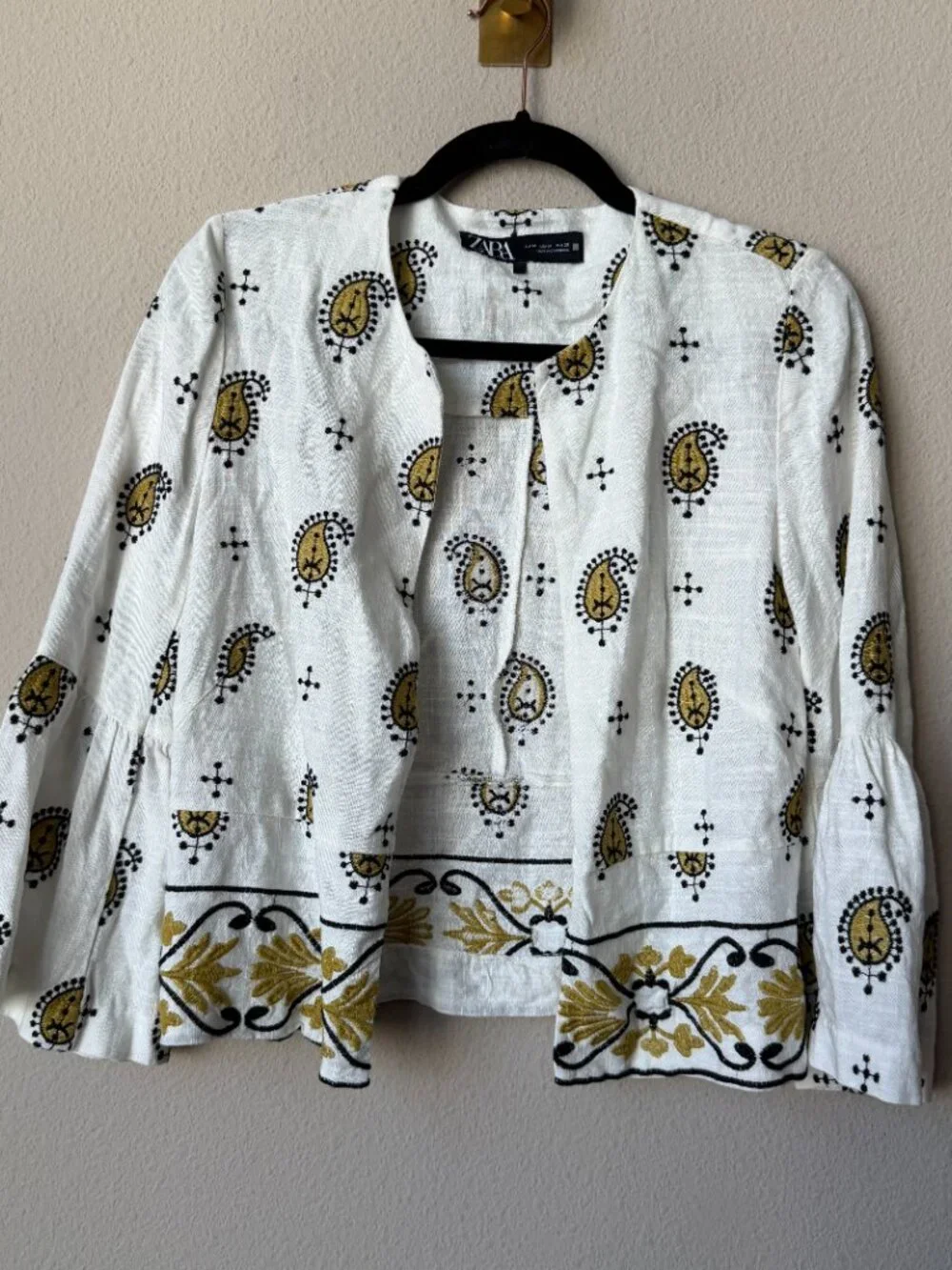 ZARA Embroidered White Yellow Black Linen Blend Matching Set
